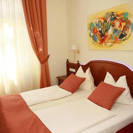 Lejlighed Mosser Zentrum Mit Parkplatz