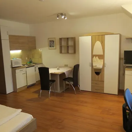 Apartament Mosser Zentrum Mit Parkplatz