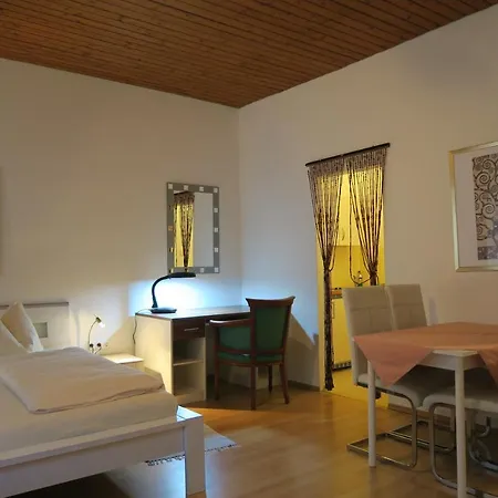 Mosser Zentrum Mit Parkplatz