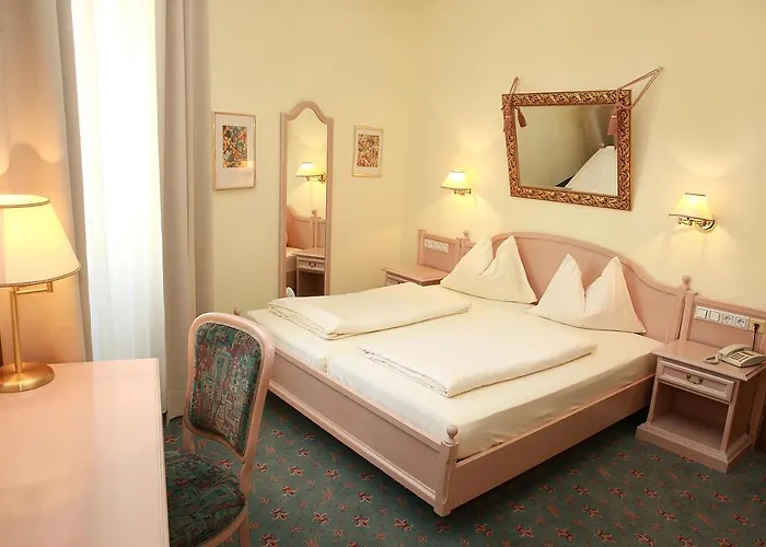 Mosser Zentrum Mit Parkplatz 빌라흐