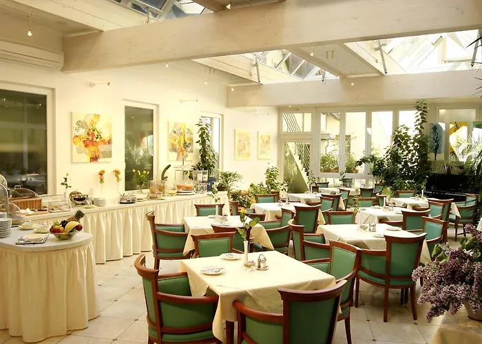 Mosser Zentrum Mit Parkplatz