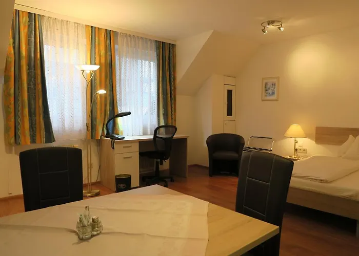 Mosser Zentrum Mit Parkplatz Lejlighed *