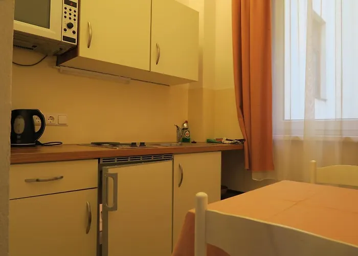 Mosser Zentrum Mit Parkplatz *